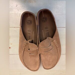Birkenstock Tan Loafers Slip-Ons Timeless Design
